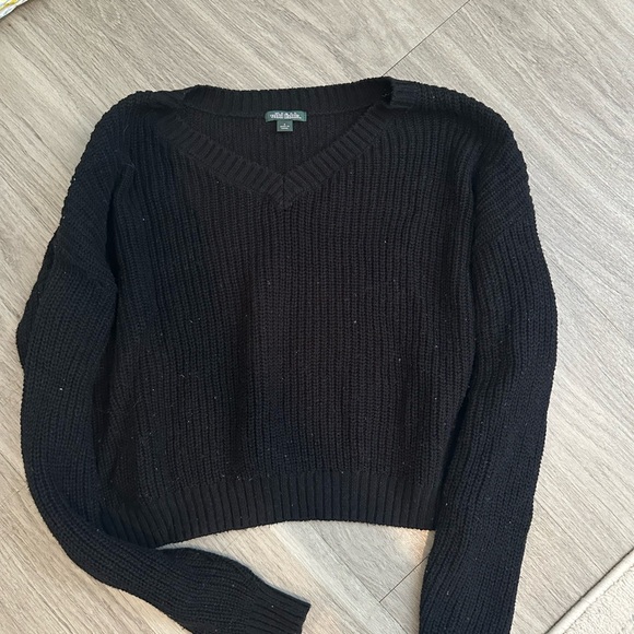 Sweater - Picture 2 of 3